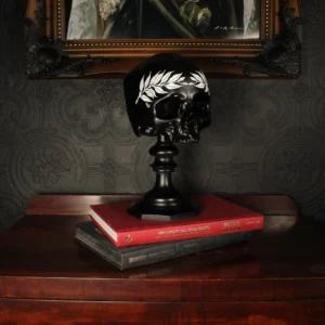 <b>THE BLACKENED TEETH</b> - EUNICIA LAUREL SKULL PLINTH